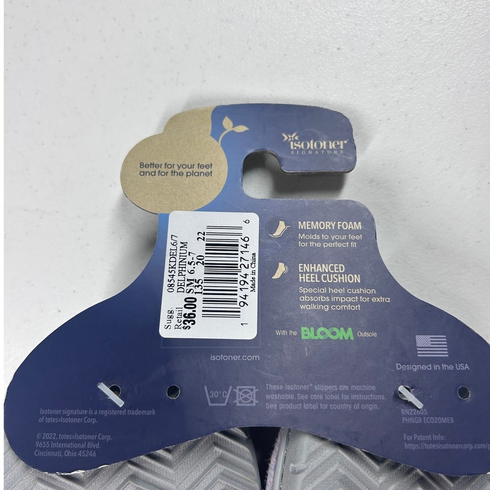 Isotoner Signature Memory Foam Slippers Womens‎ Small 6.5-7 Purple NEW - Picture 6 of 6
